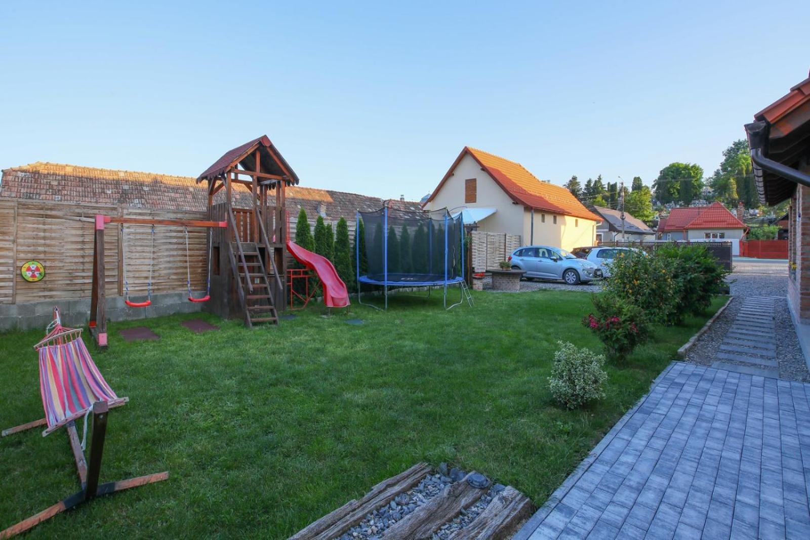 Ama Guest House Turda Exterior photo