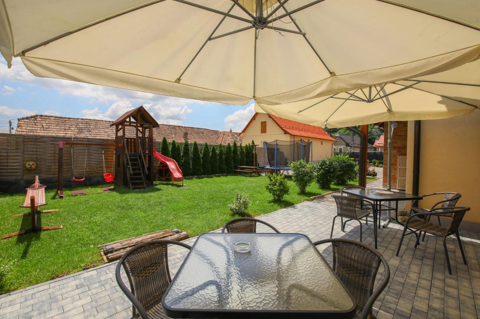 Ama Guest House Turda Exterior photo